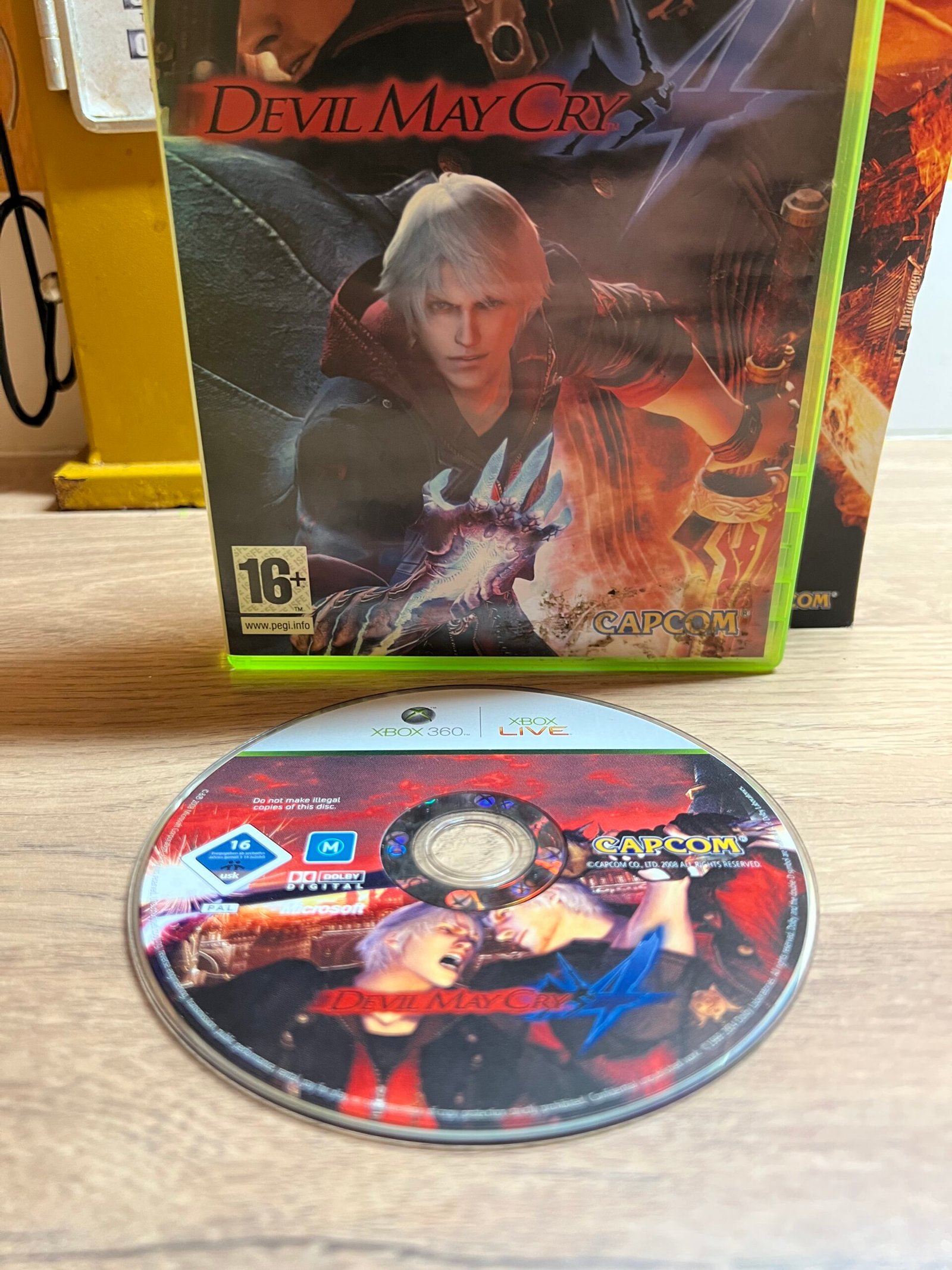Devil May Cry 4 - Xbox 360 - PAL - Complet – Image 3