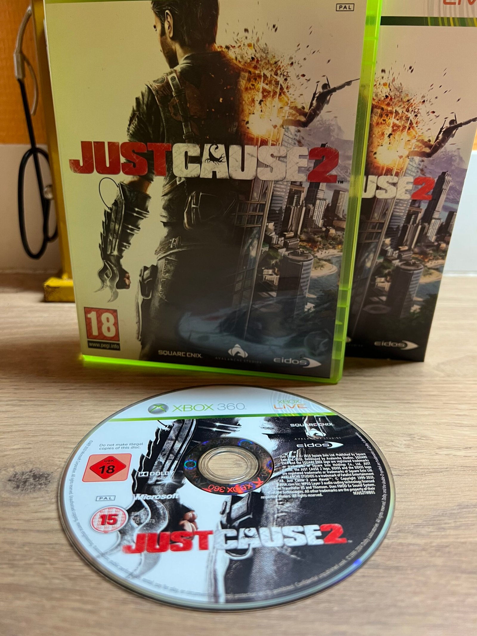 Just Cause 2 - Xbox 360 - Bon état - Complet - Pal – Image 2