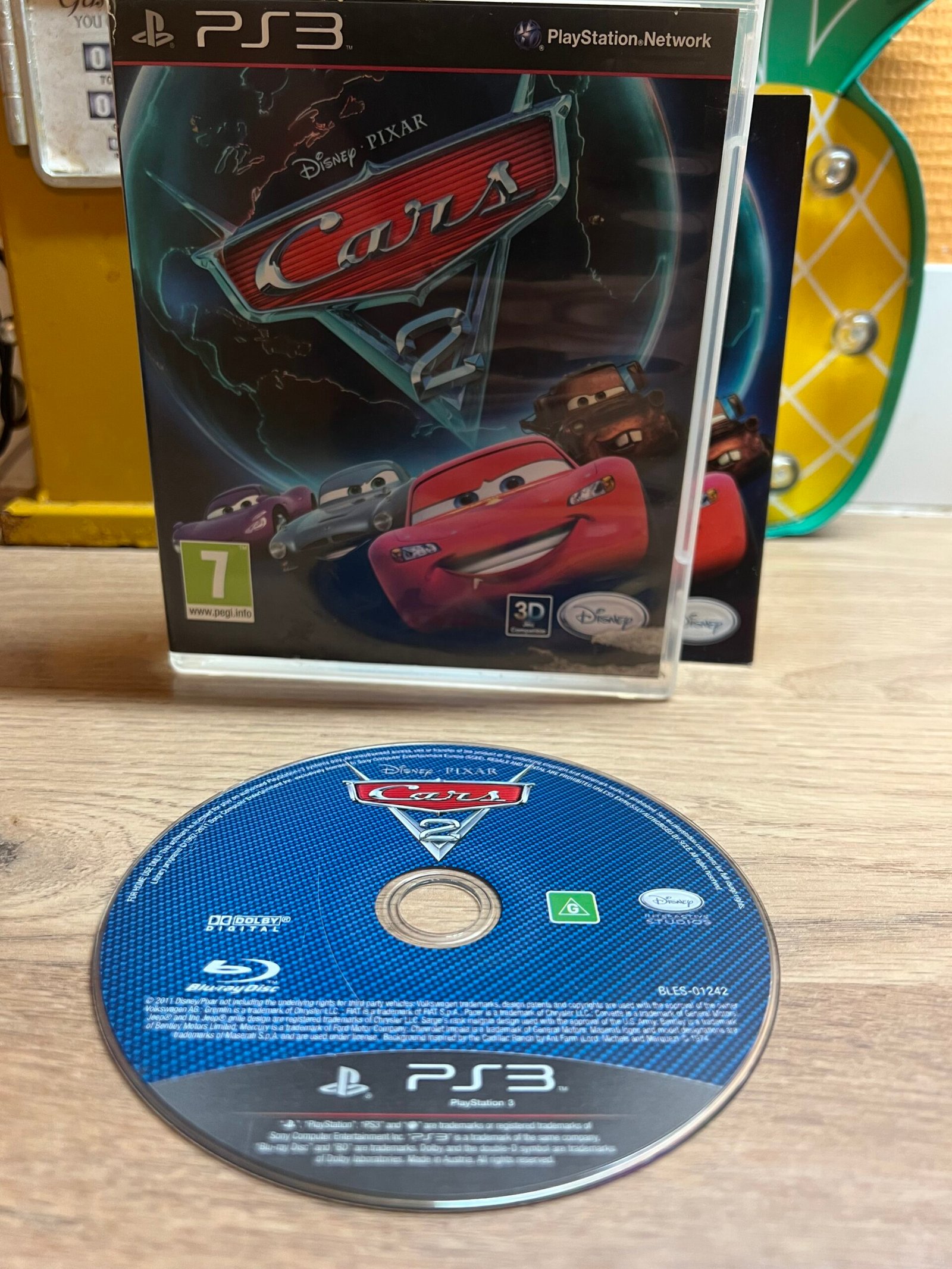 Cars 2 - PS3 - Bon état - Complet - Pal – Image 3