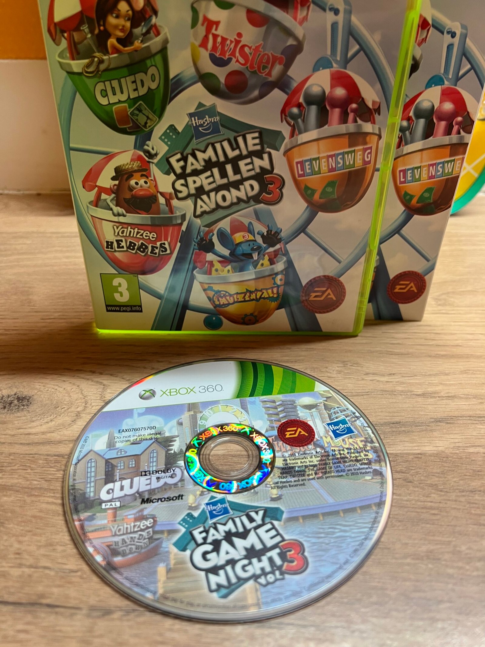 Hasbro Family Game Night 3 - Xbox 360 - bon état - complet - Pal – Image 3