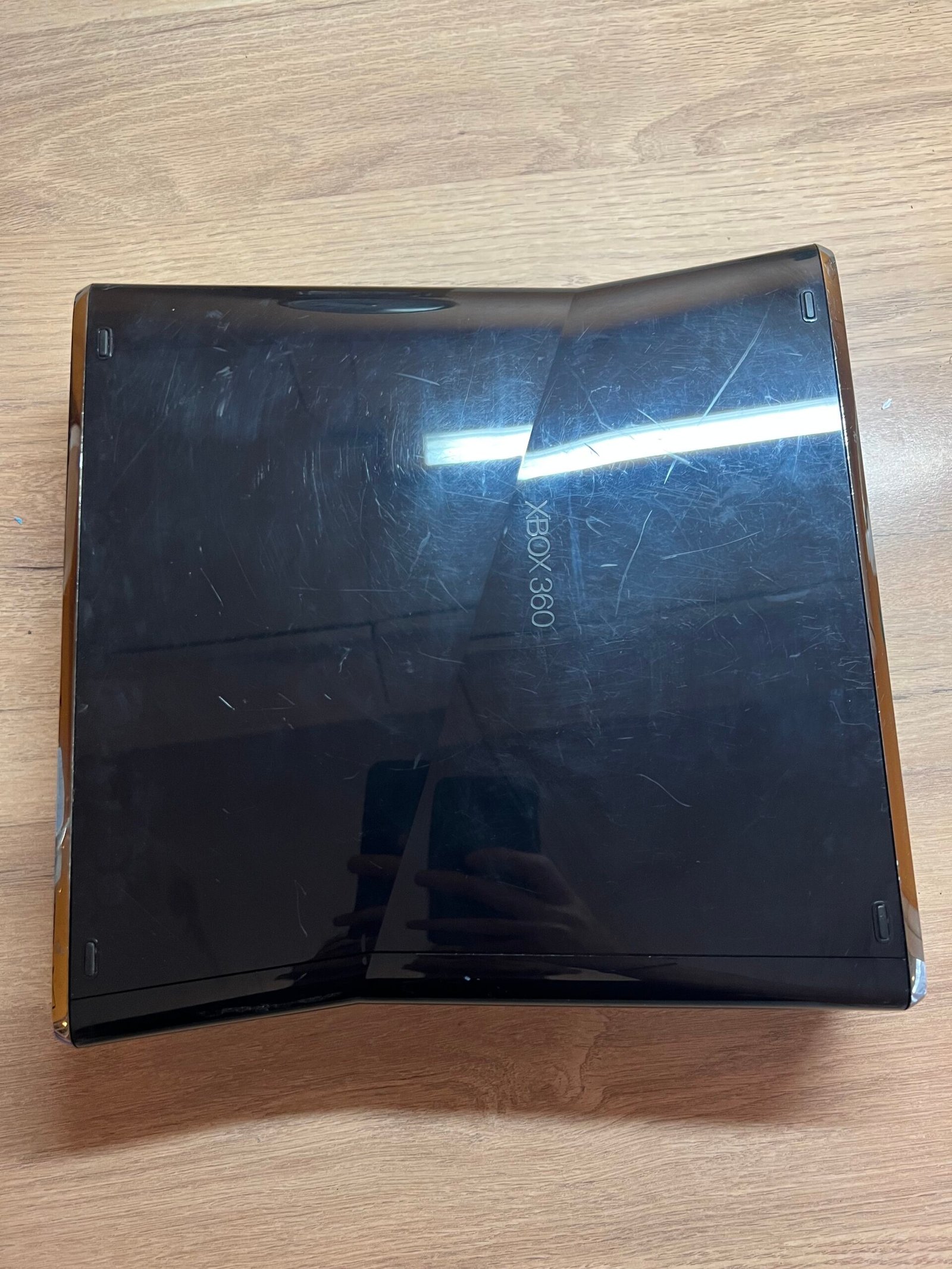 Xbox 360 SLIM – 4Go – Avec Câbles - avec cables et manette - – Image 6