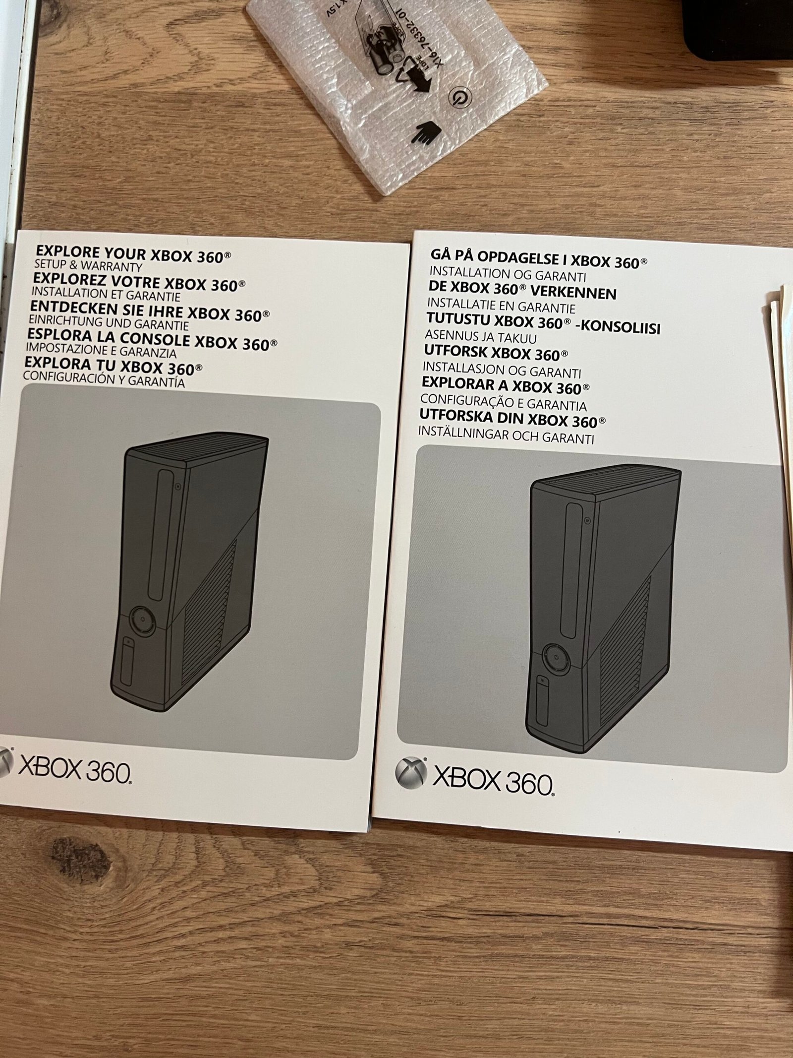 Xbox 360 Slim en boite – 4Go – Avec Câbles - avec cables et manette - – Image 13