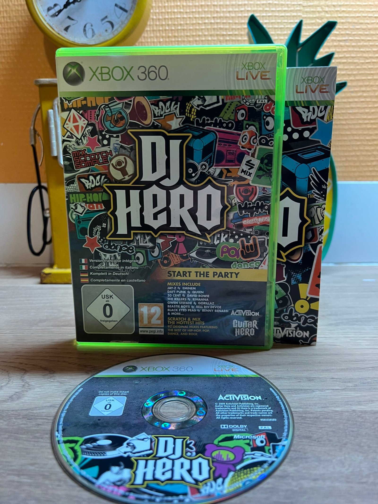 DJ Hero - Xbox 360 - Bon état - Complet - Pal
