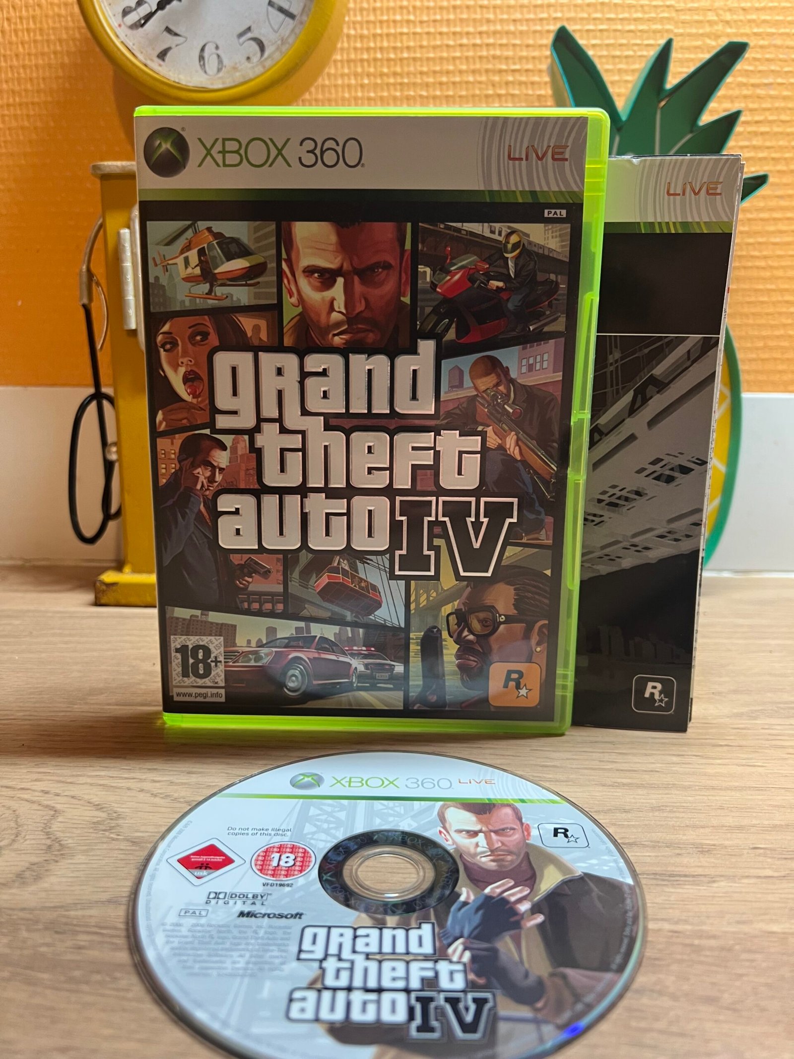 Grand Theft Auto IV - Xbox 360 - Bon état - Complet - Pal