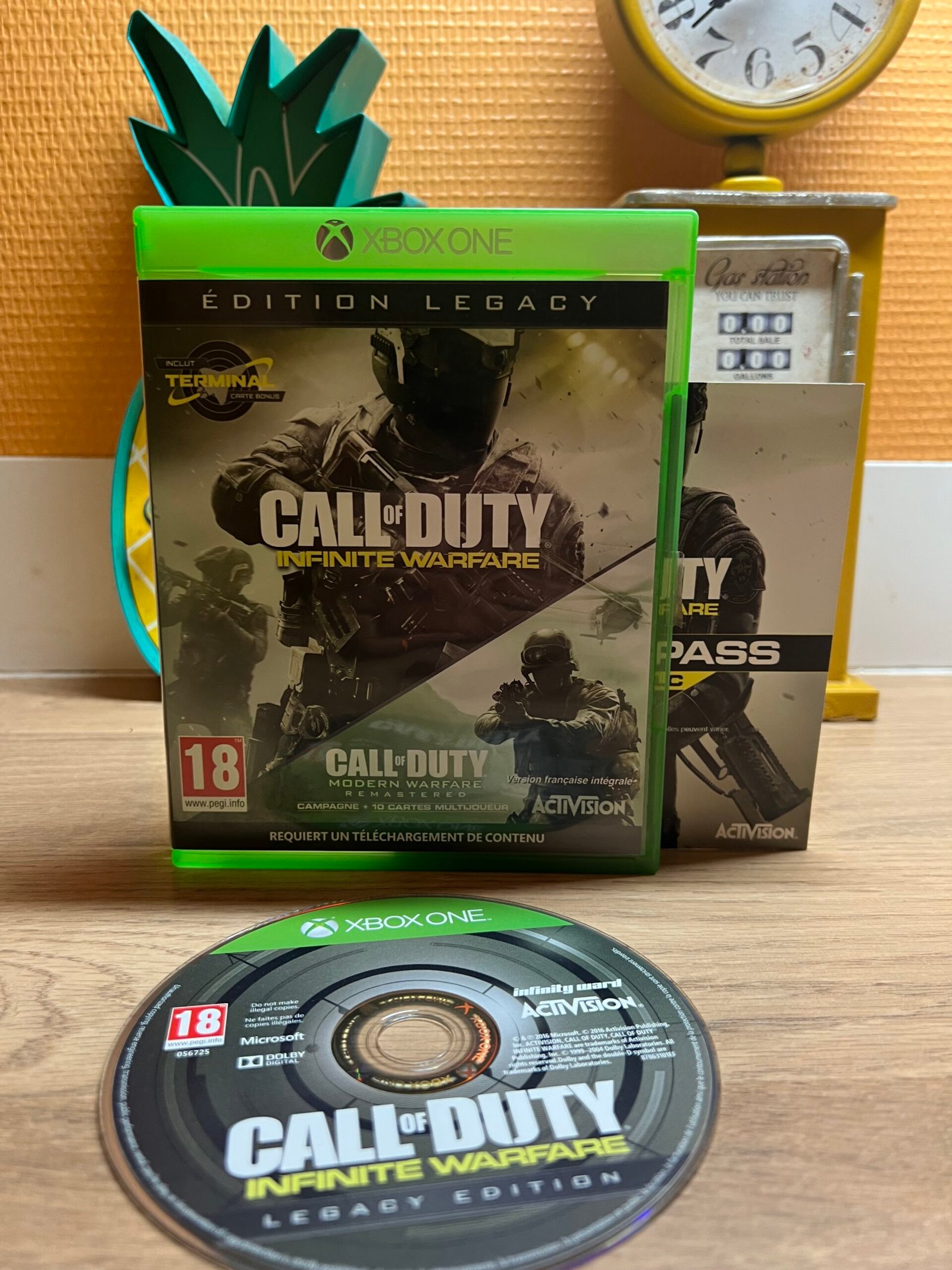 Call of Duty : Infinite Warfare Legacy - Xbox One - Bon état - complet -pal