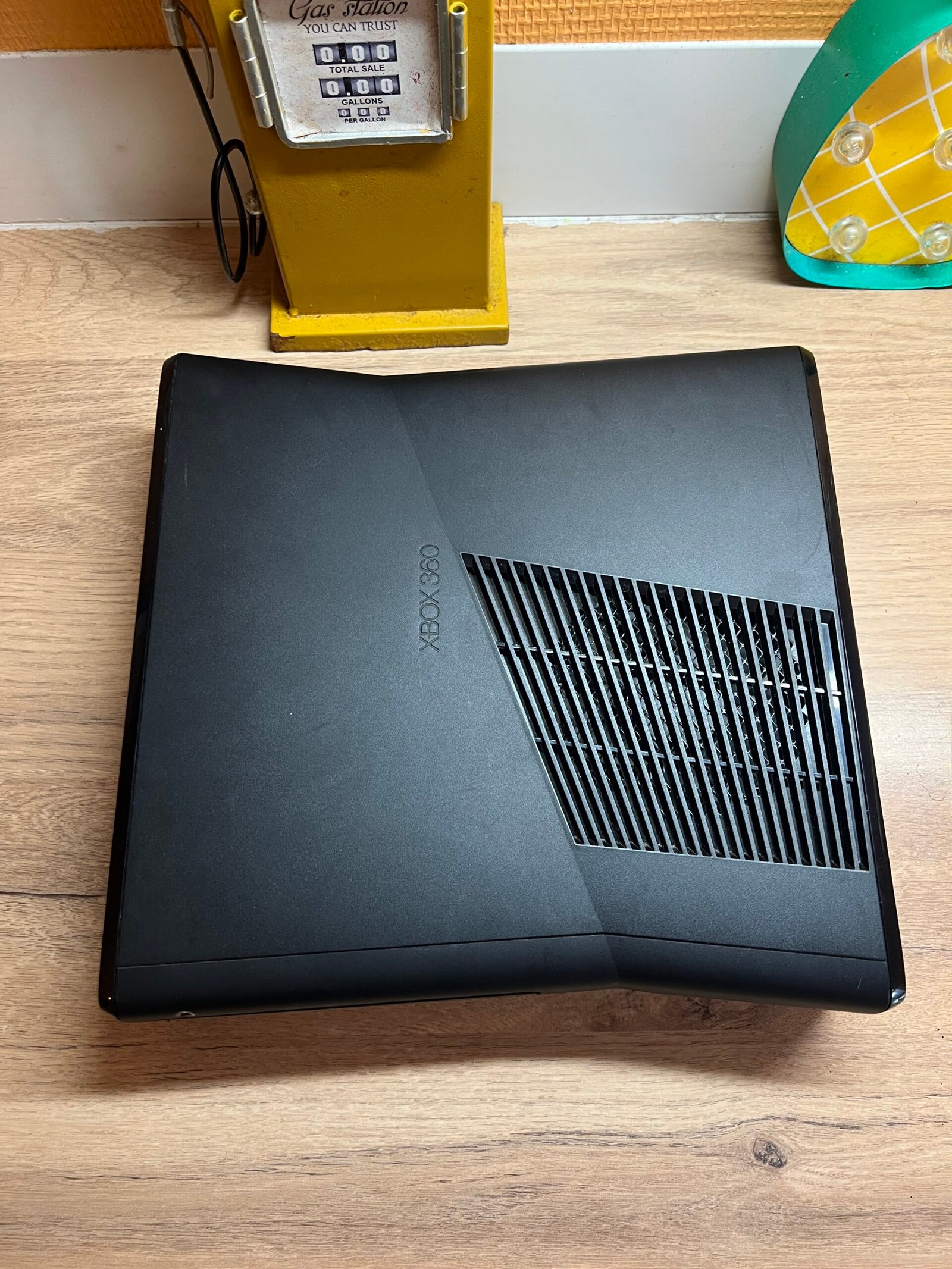 Xbox 360 SLIM – 4Go – Avec Câbles - avec cables et manette - – Image 5