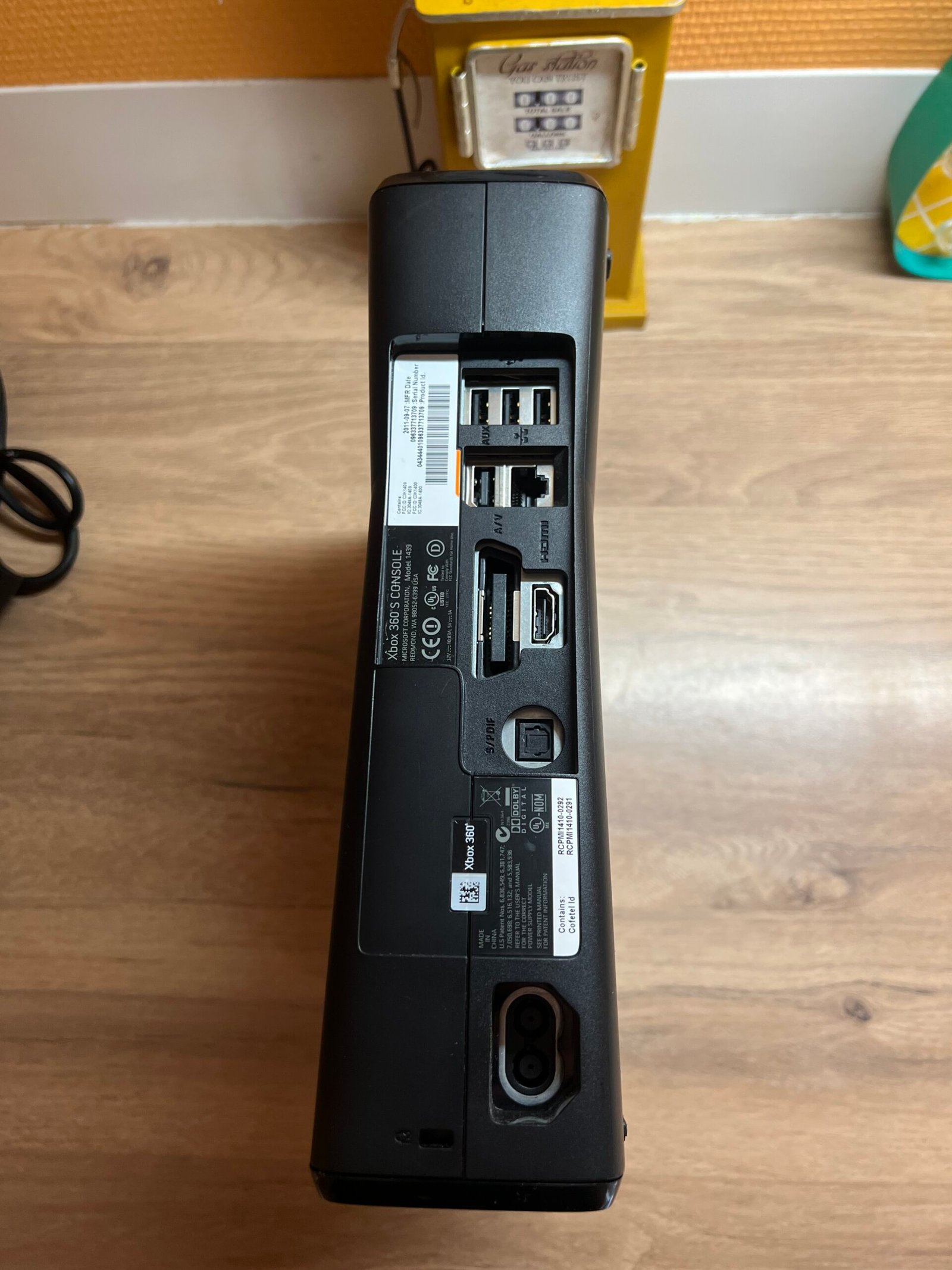 Xbox 360 SLIM – 4Go – Avec Câbles - avec cables et manette - – Image 8