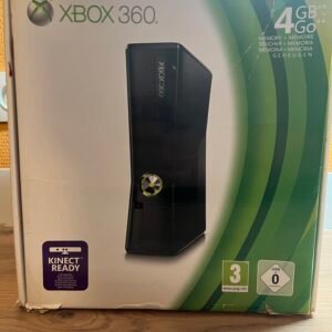 Xbox 360 Slim en boite – 4Go – Avec Câbles - avec cables et manette -