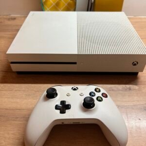 Microsoft Xbox One S 500 Go - Bon état - avec cables - manette -