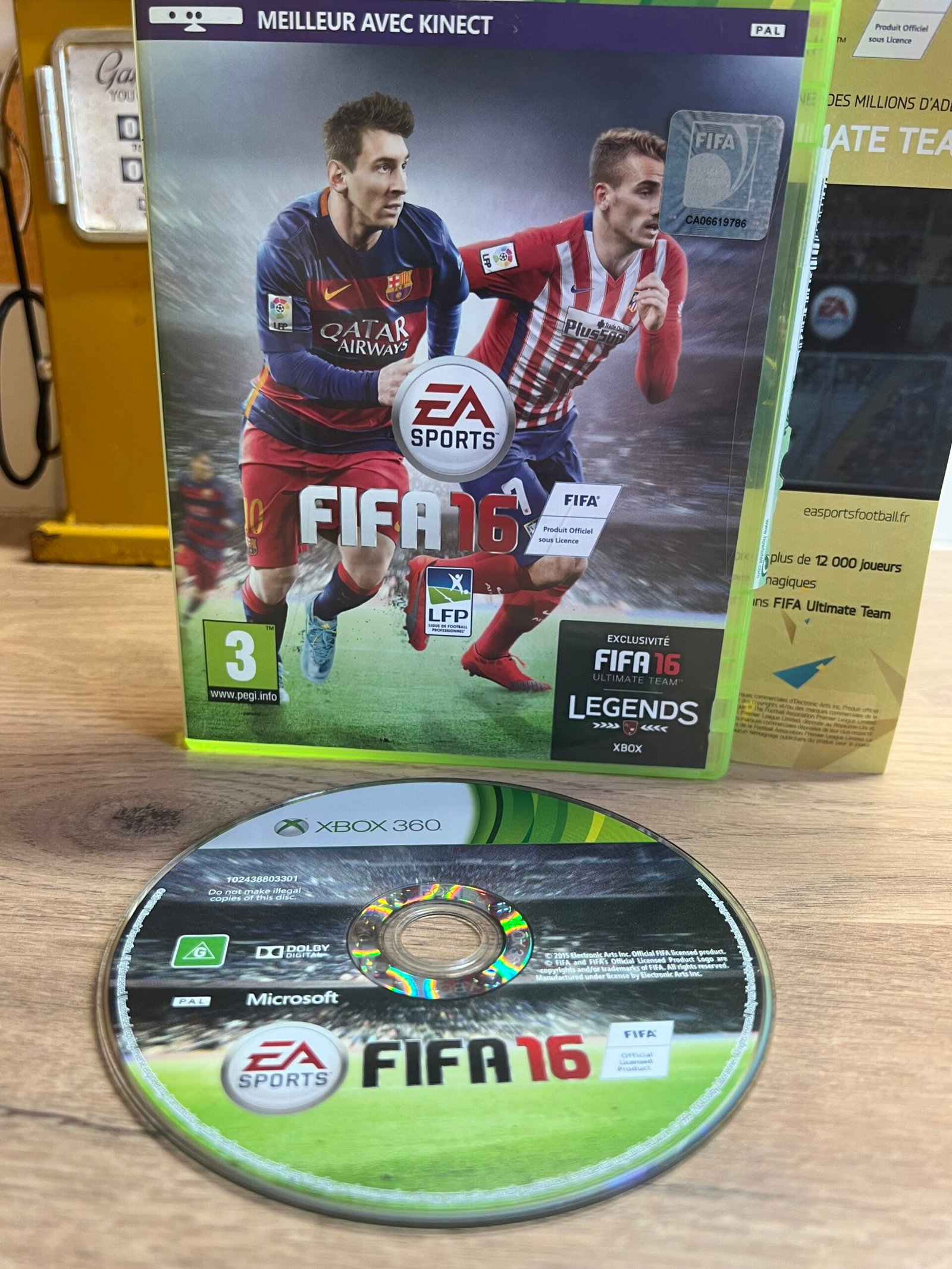 FIFA 16 - Xbox 360 - Bon état - Complet - Pal – Image 3