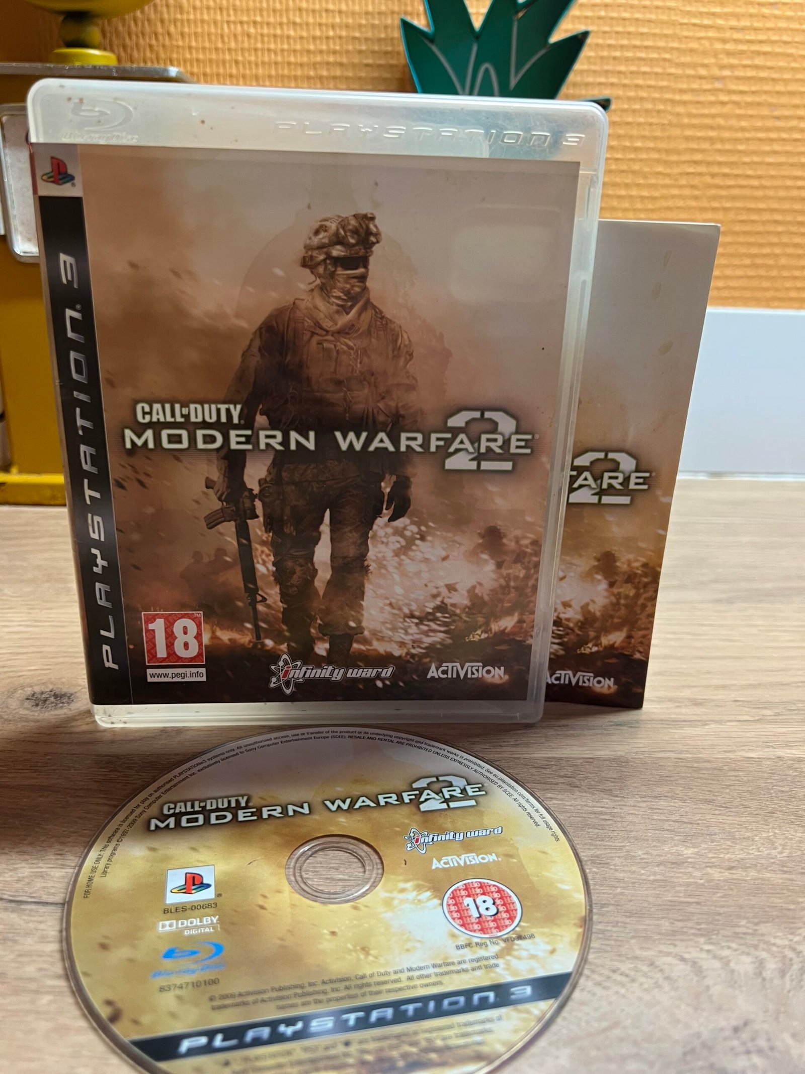 Call Of Duty Modern Warfare 2 - PS3 - Bon état - Complet - Pal