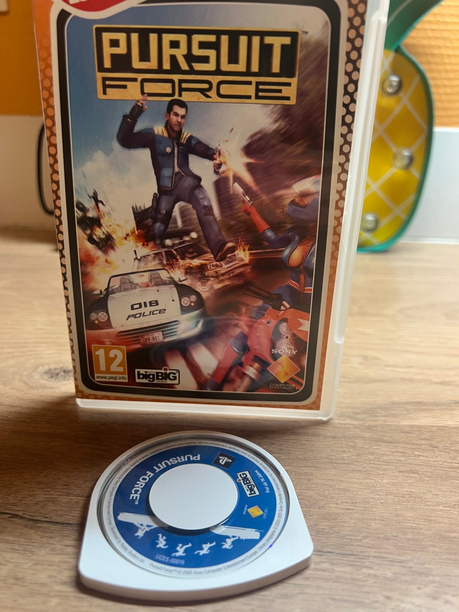 Pursuit Force - PSP - bon état - pal – Image 4